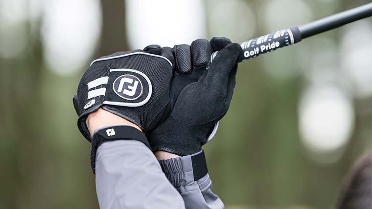 FootJoy RainGrip golf gloves